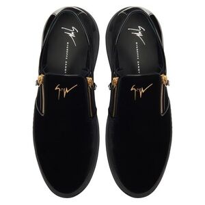 ✨Giuseppe zanotti🎉